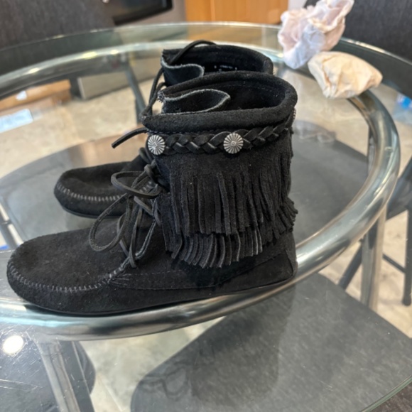 Minnetonka boots US 8 - Picture 8 of 8